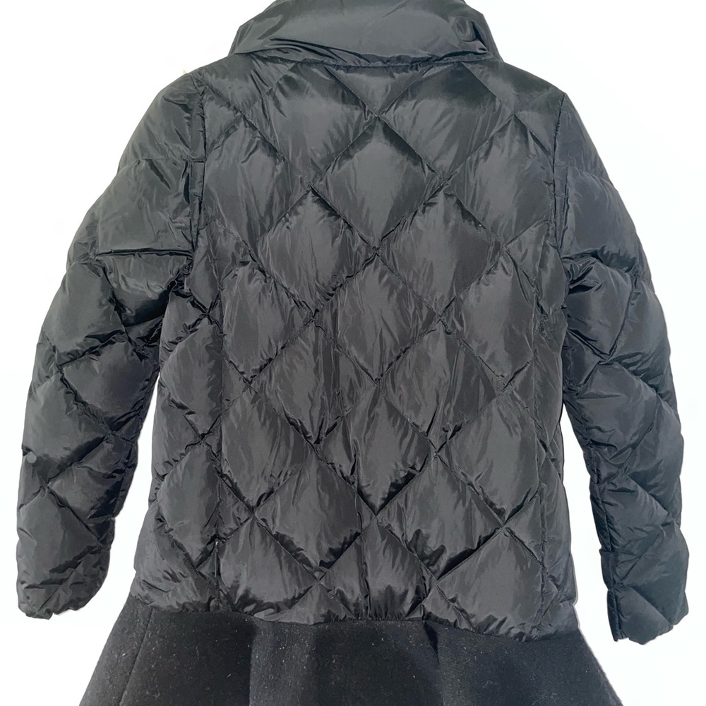 Authentic MONCLER Black Peplum Goose Down
Diamond Quilted Puffer Jacket Size 0 - Picture 5 of 13